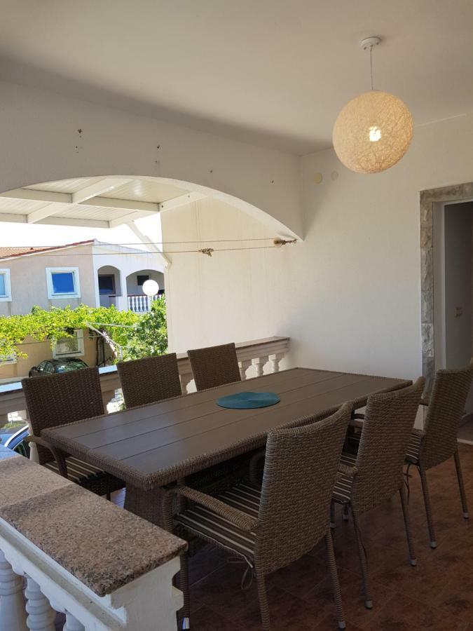 Apartments Marijeta Vir Luaran gambar