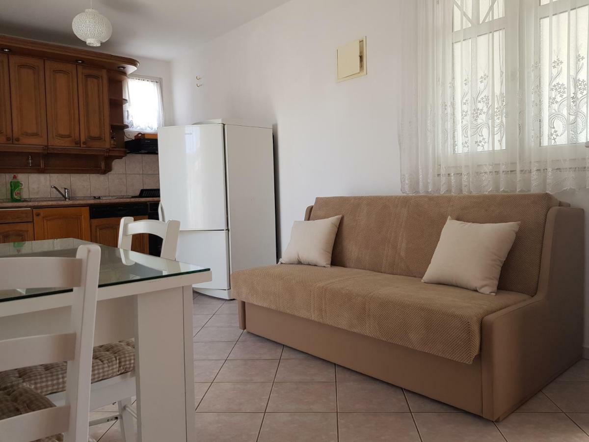 Apartments Marijeta Vir Luaran gambar